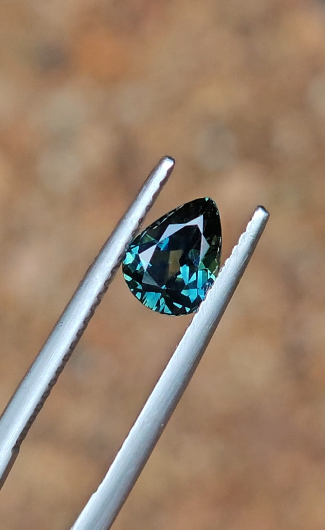 1.22ct Pear Blue Parti sapphire