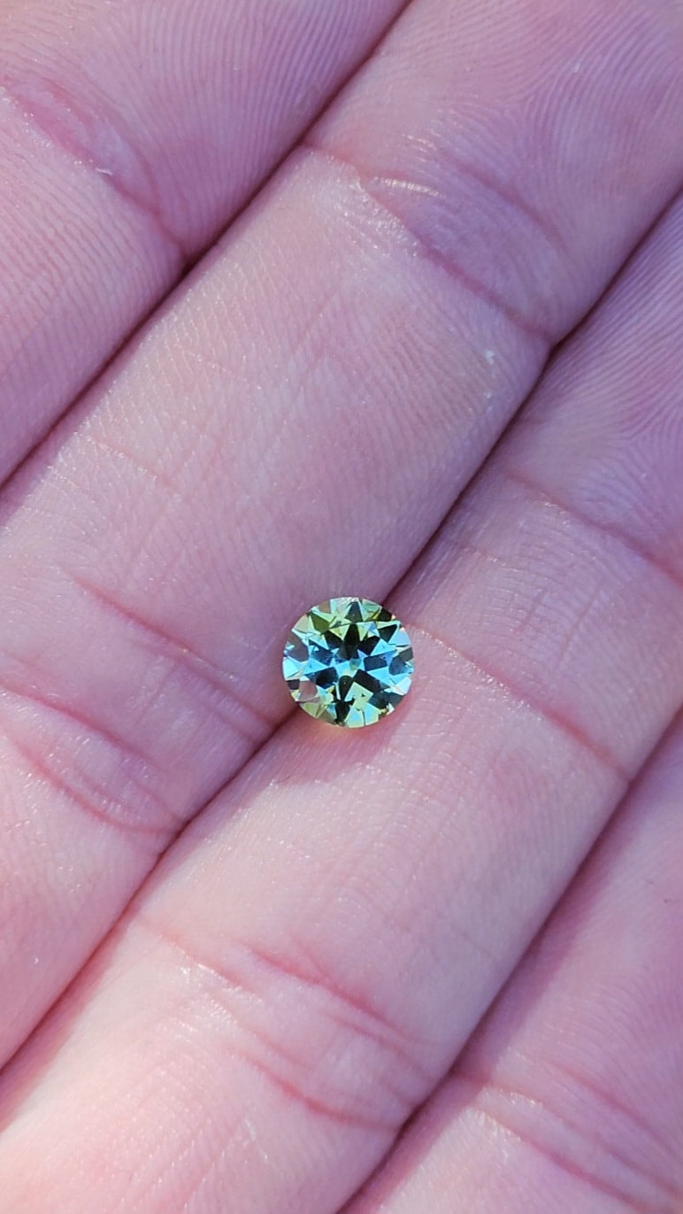 1.08ct Round Blue Parti Sapphire