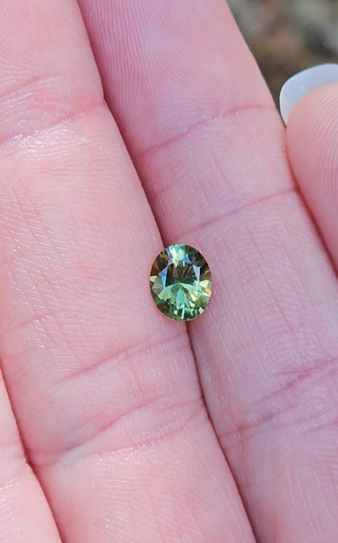 1ct Oval Green Parti Sapphire