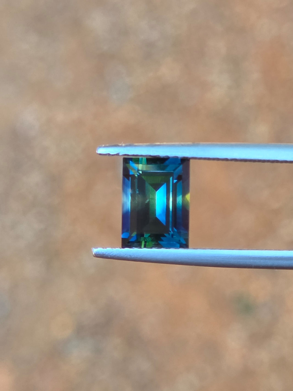 2.20ct Emerald Blue Parti Sapphire