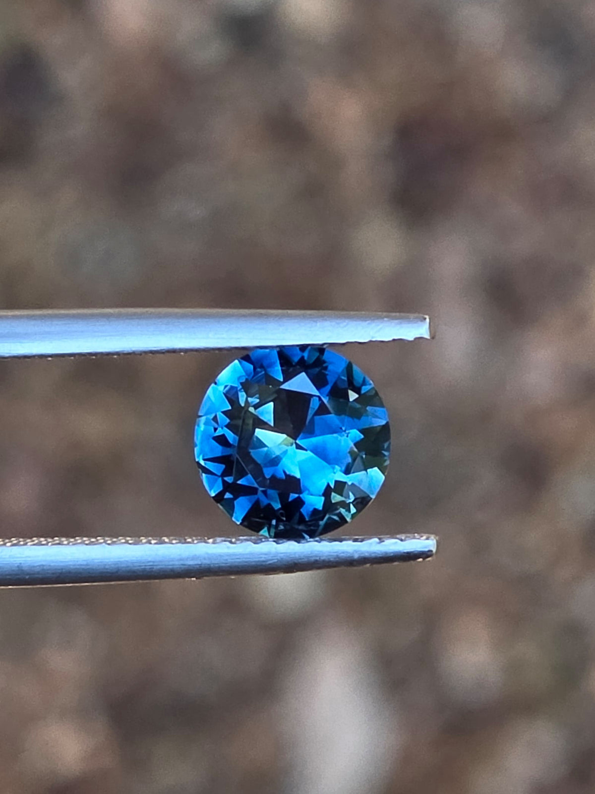 1.86ct Round Blue Parti Sapphire