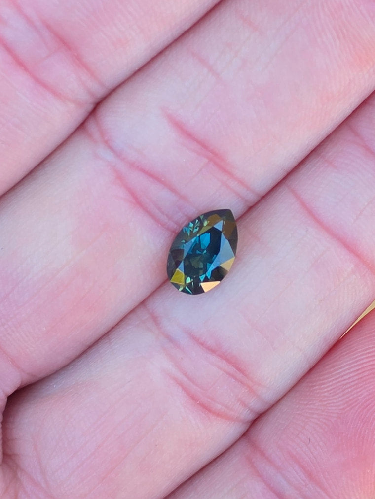 1.92ct Pear Blue Parti Sapphire