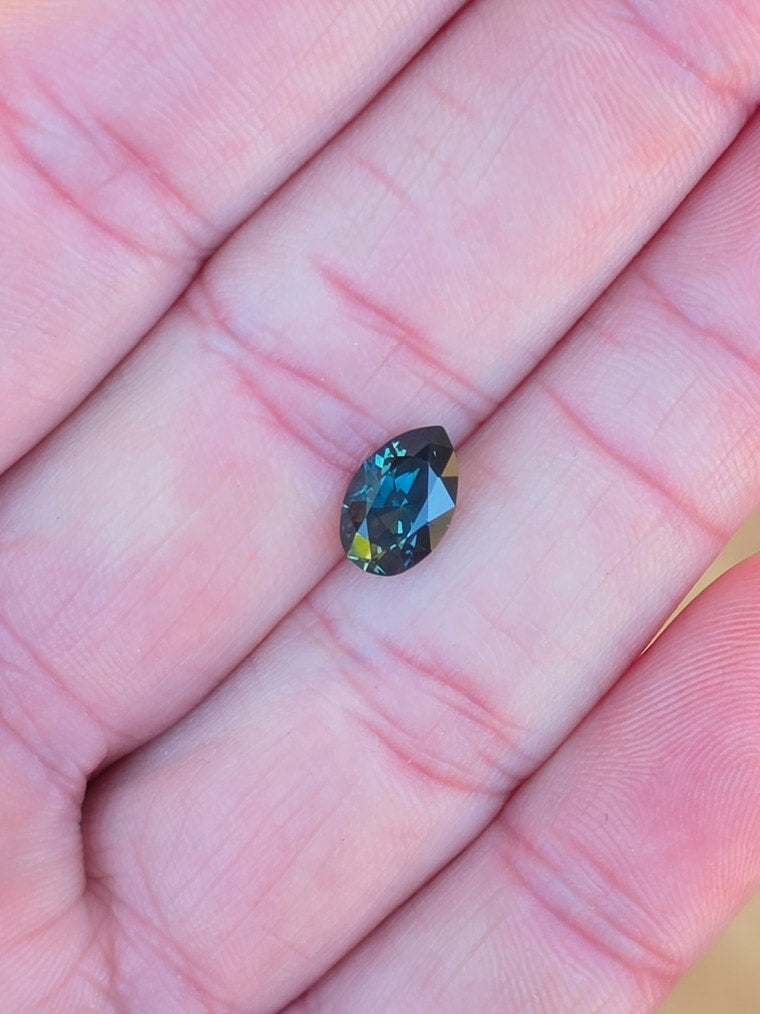 1.92ct Pear Blue Parti Sapphire