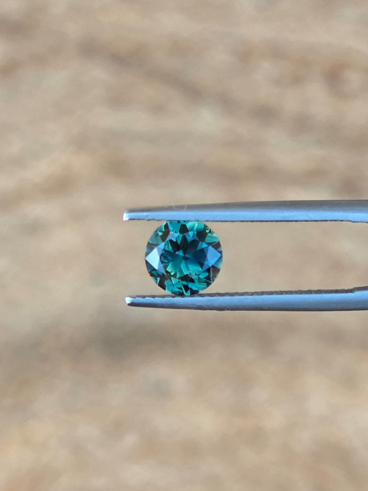 1.25ct Round Teal Parti Sapphire