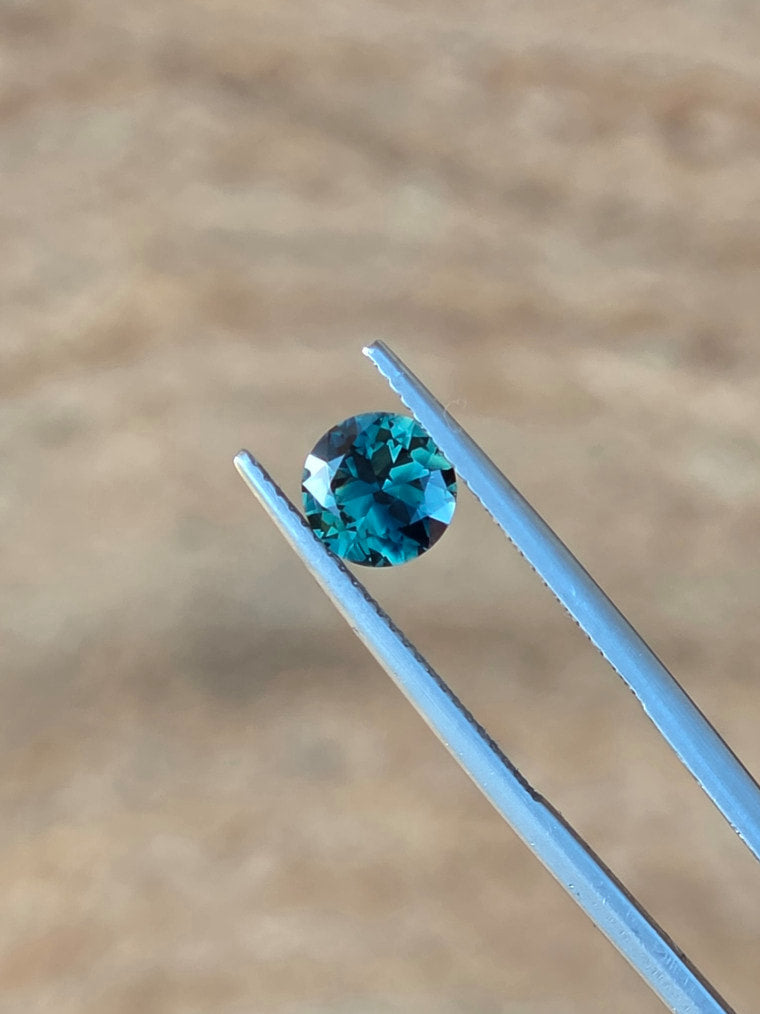 1.25ct Round Teal Parti Sapphire