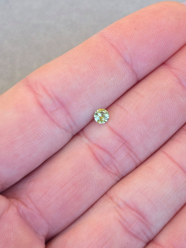 .21ct Round Green Sapphire