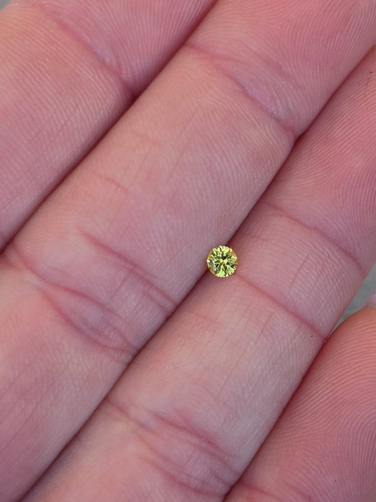 .14ct Round Yellow Sapphire