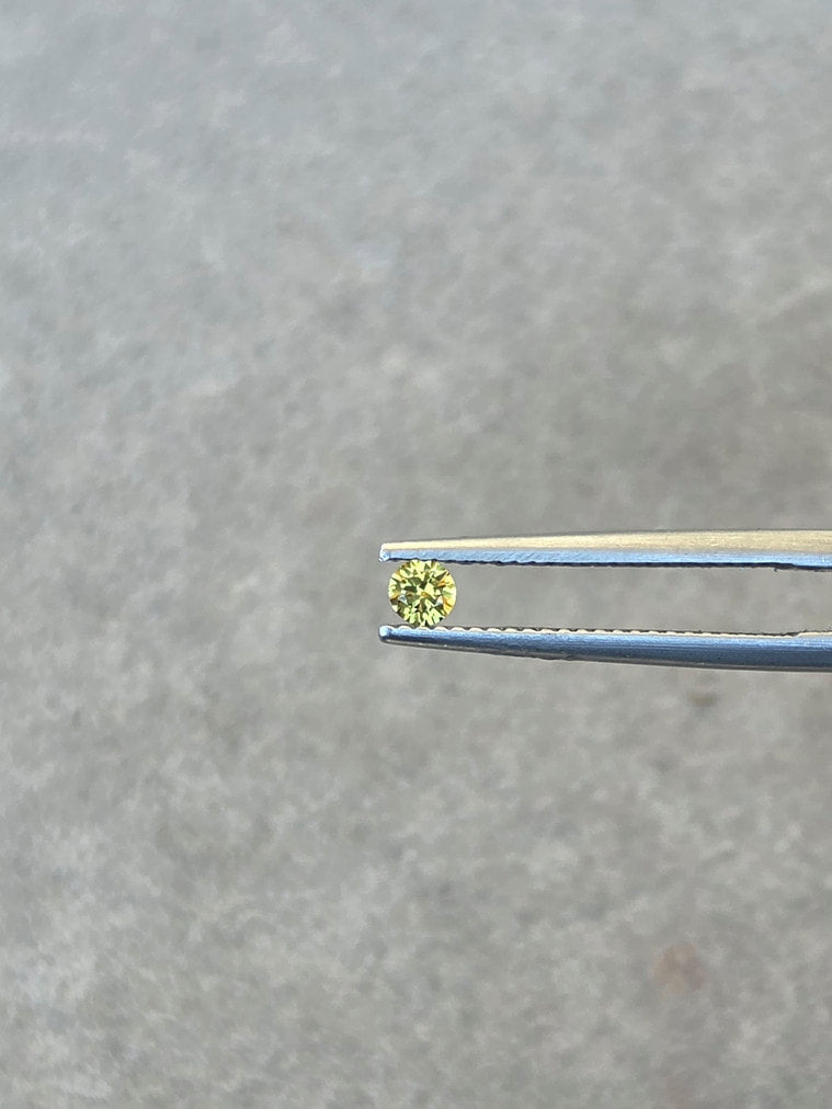 .14ct Round Yellow Sapphire