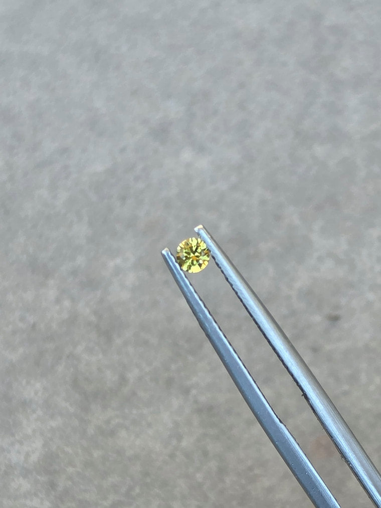 .14ct Round Yellow Sapphire