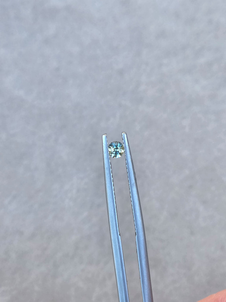.13ct Round Blue Sapphire