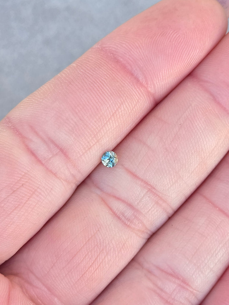 .13ct Round Blue Sapphire
