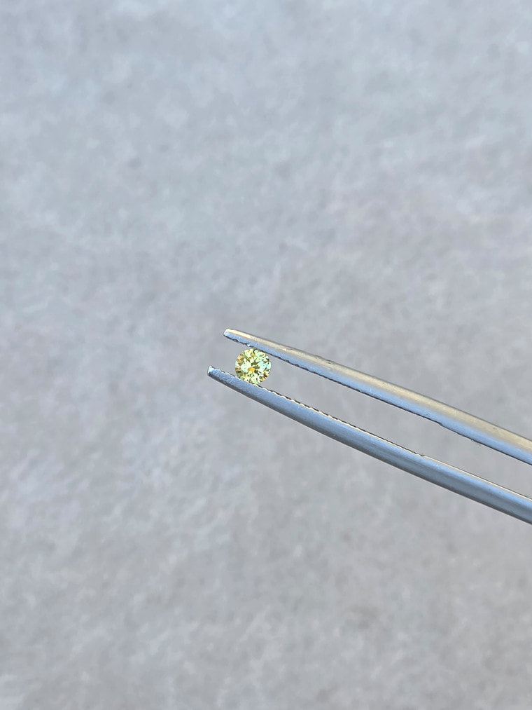 .13ct Round Yellow Sapphire