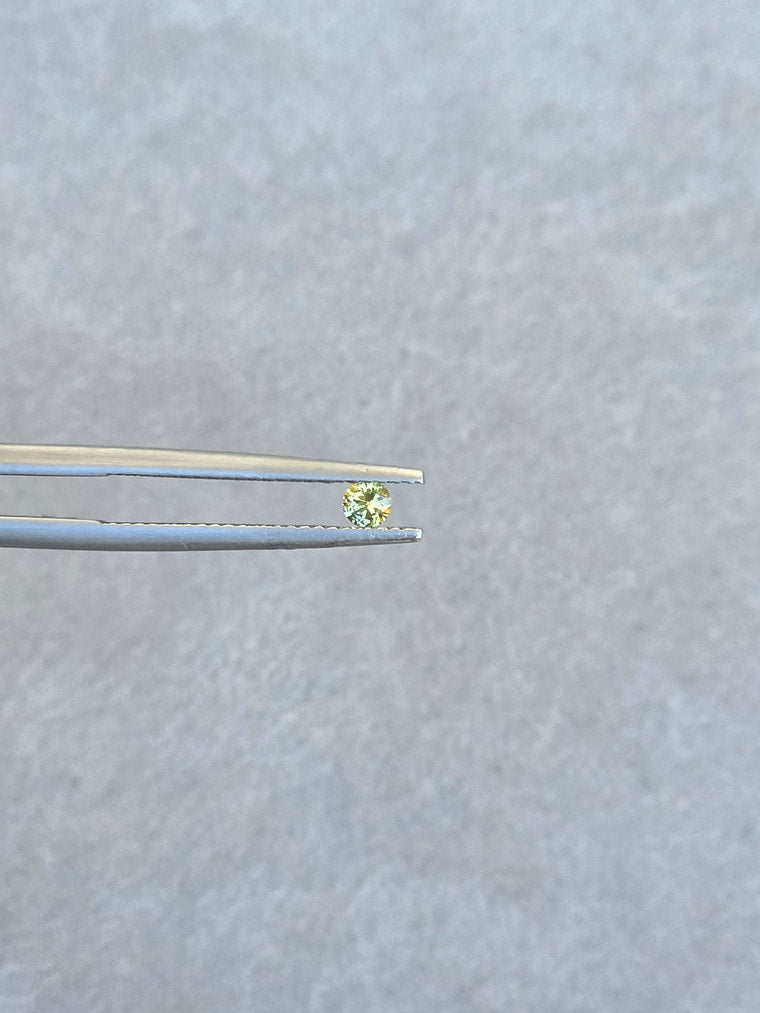 .13ct Round Yellow Sapphire