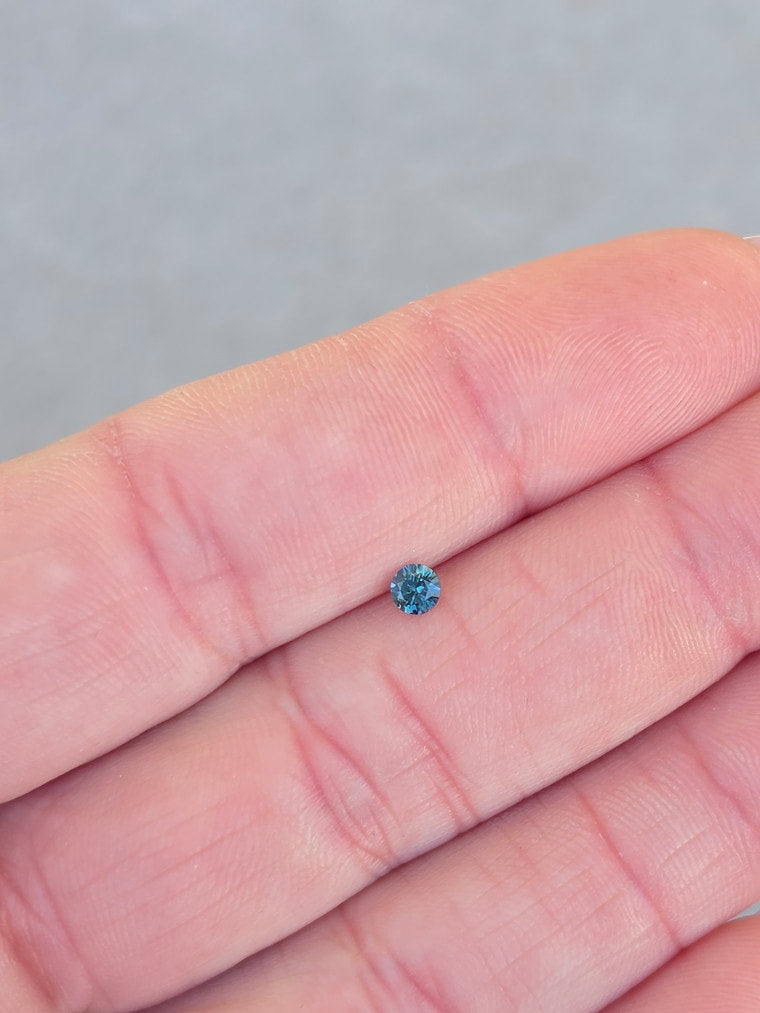 .20ct Round Blue Sapphire