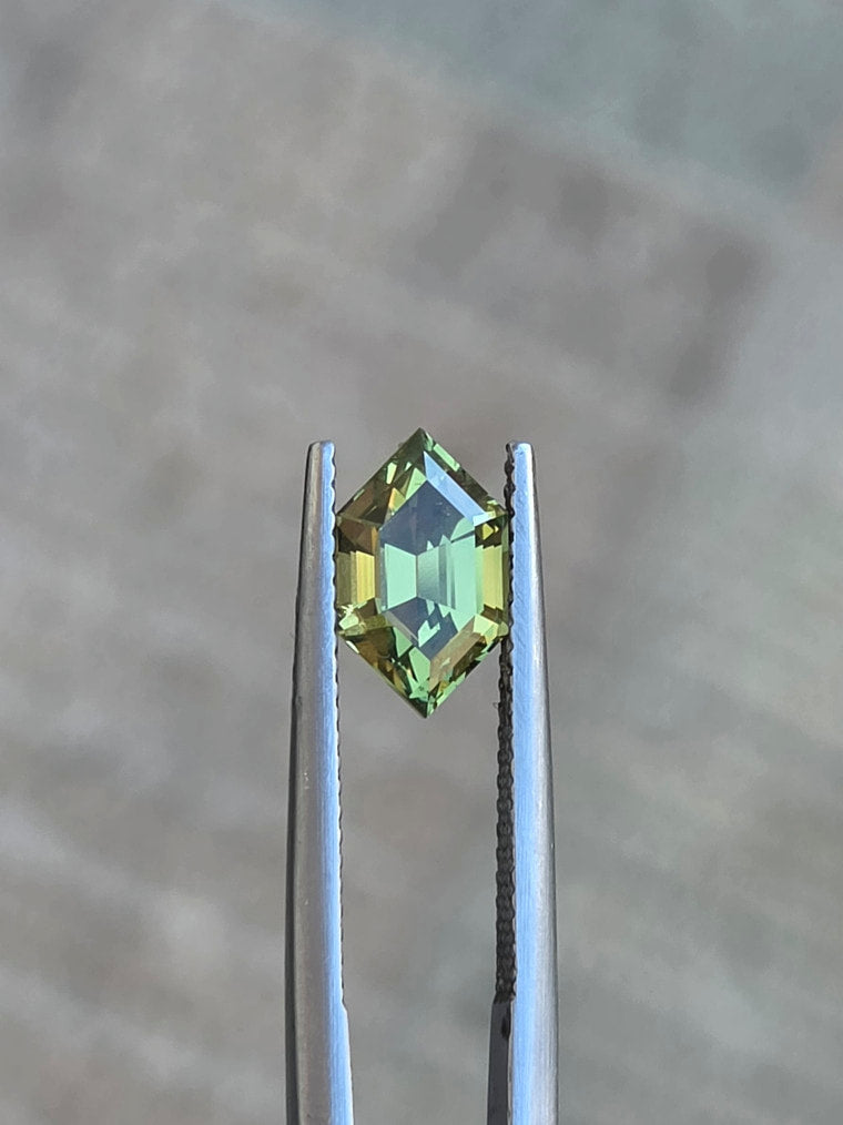 2.44ct Hex Green Parti Sapphire