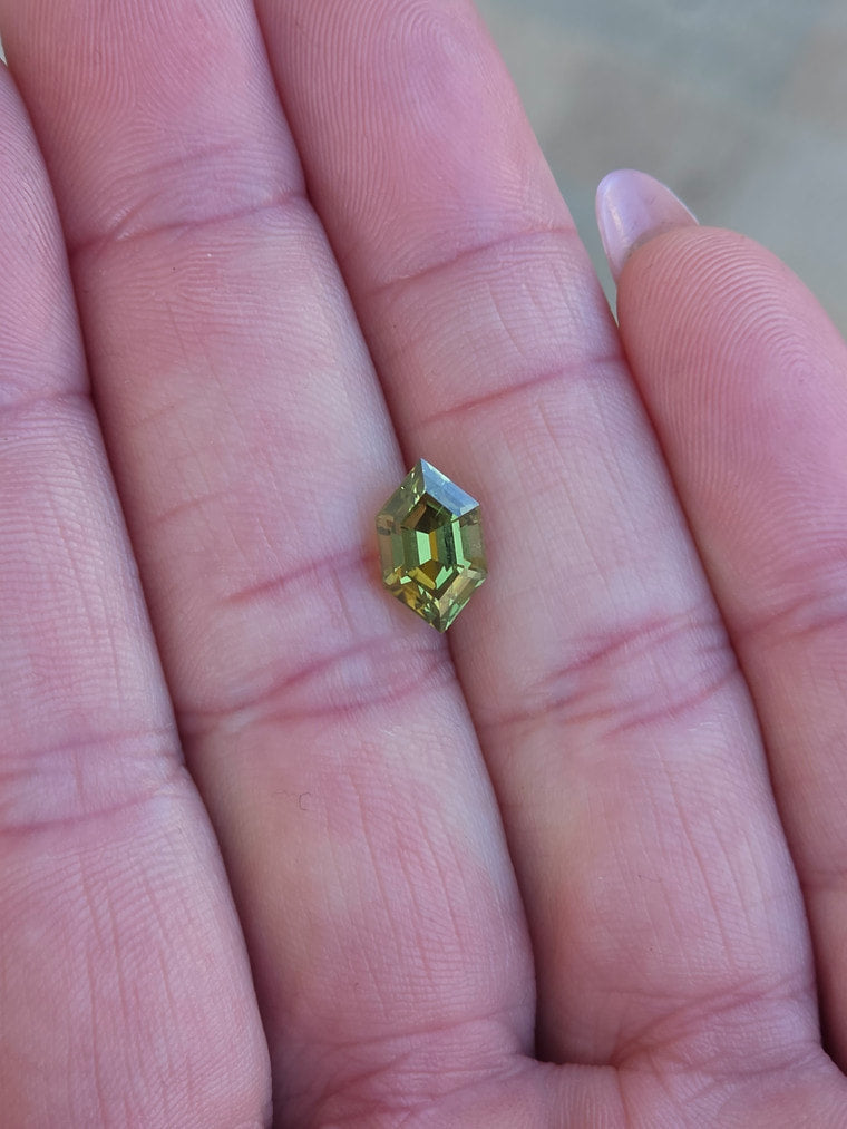 2.44ct Hex Green Parti Sapphire