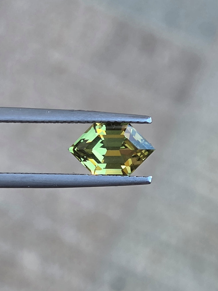 2.44ct Hex Green Parti Sapphire