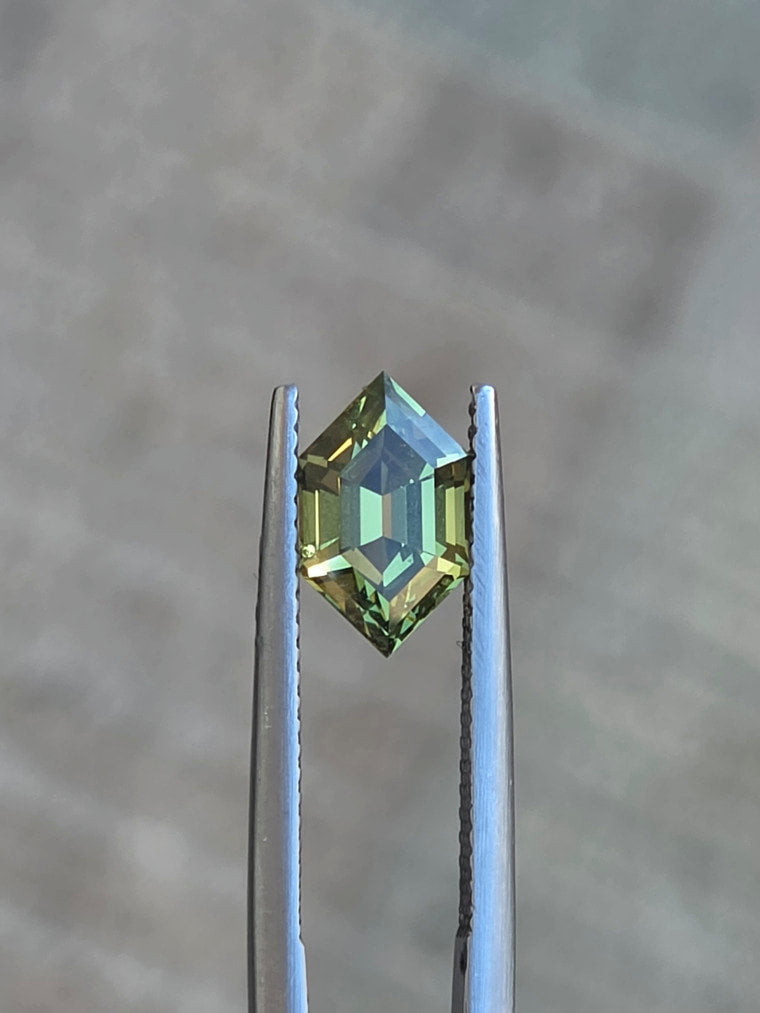 2.44ct Hex Green Parti Sapphire