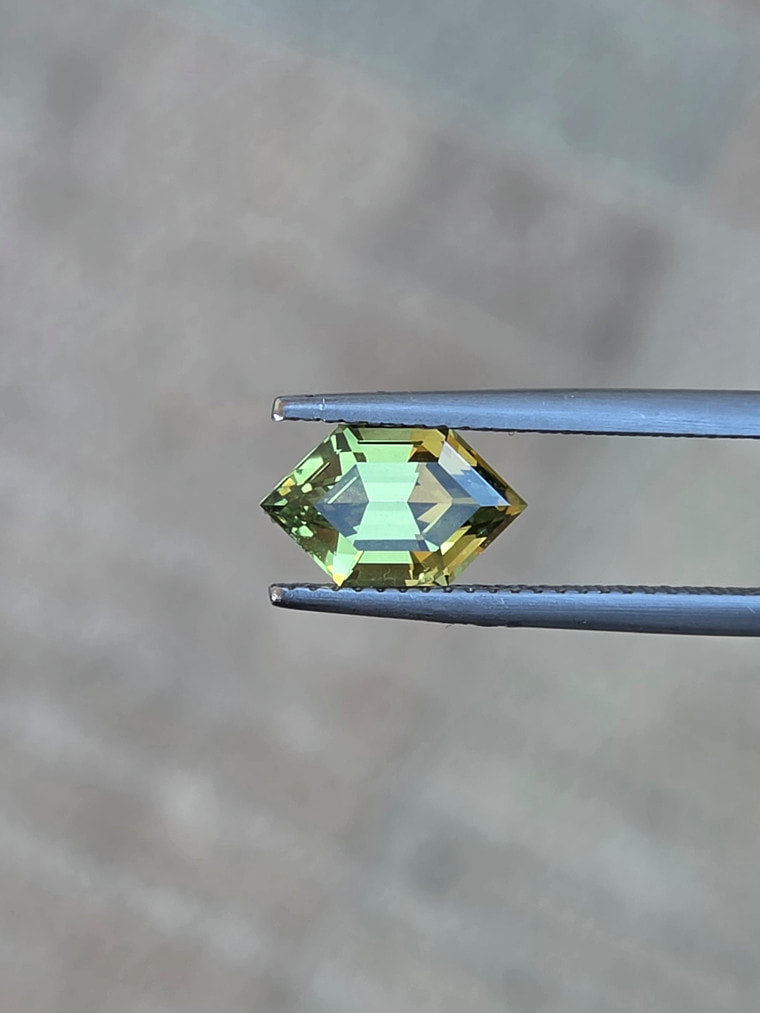 2.44ct Hex Green Parti Sapphire