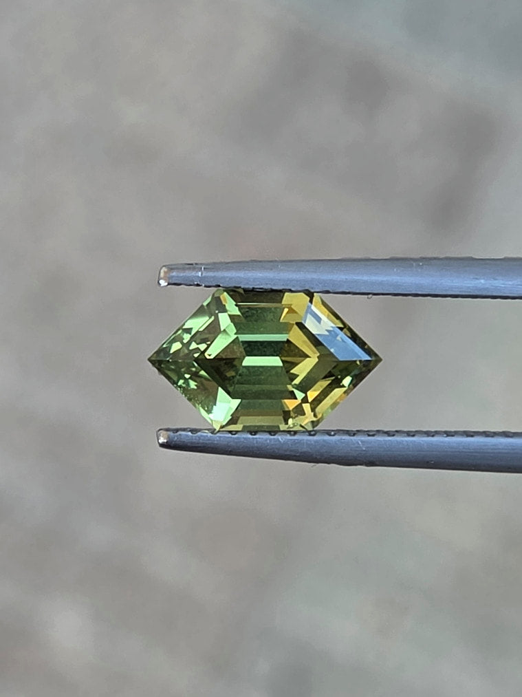 2.44ct Hex Green Parti Sapphire