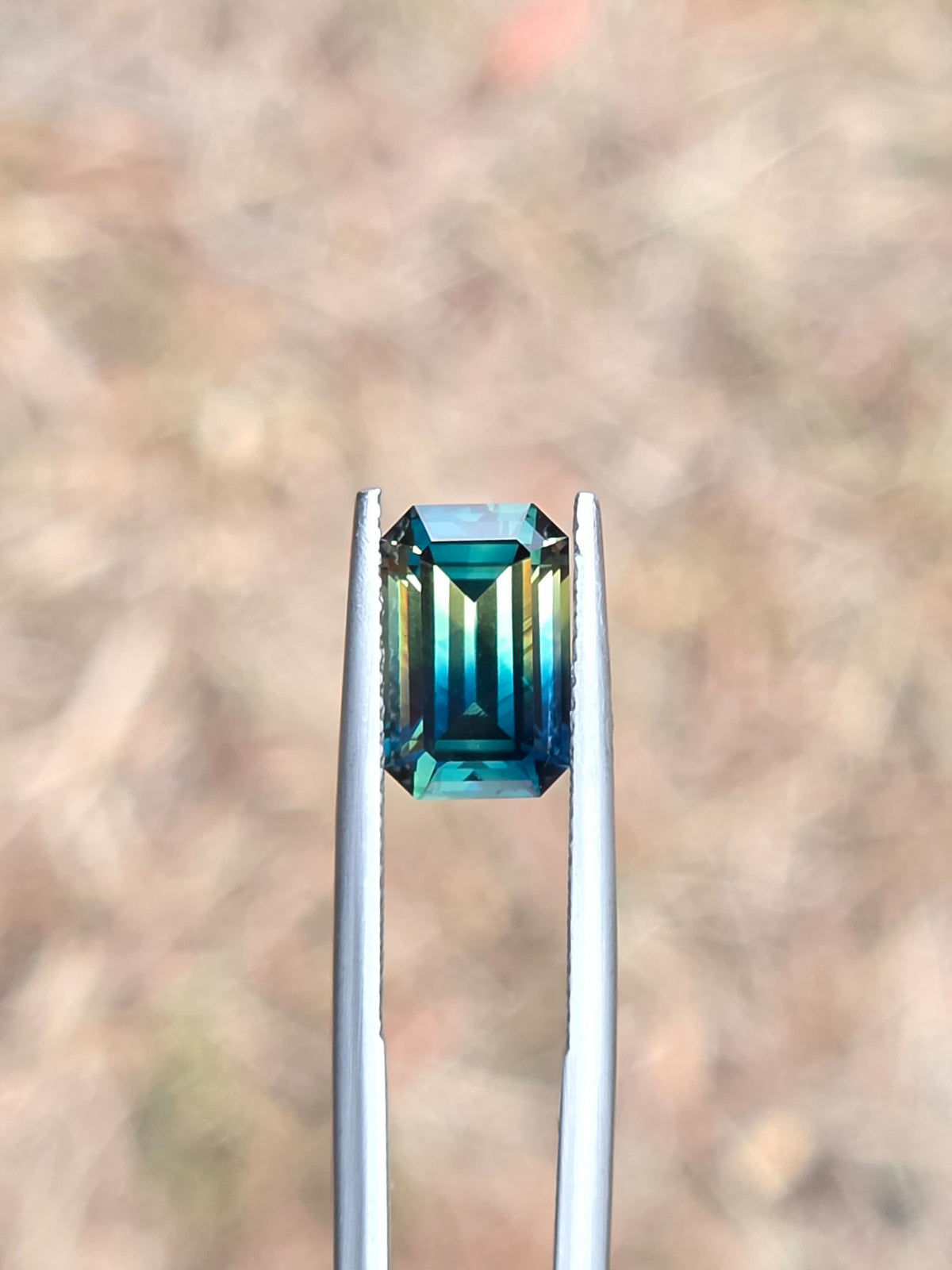 3.60ct Emerald Blue - Yellow Parti Sapphire
