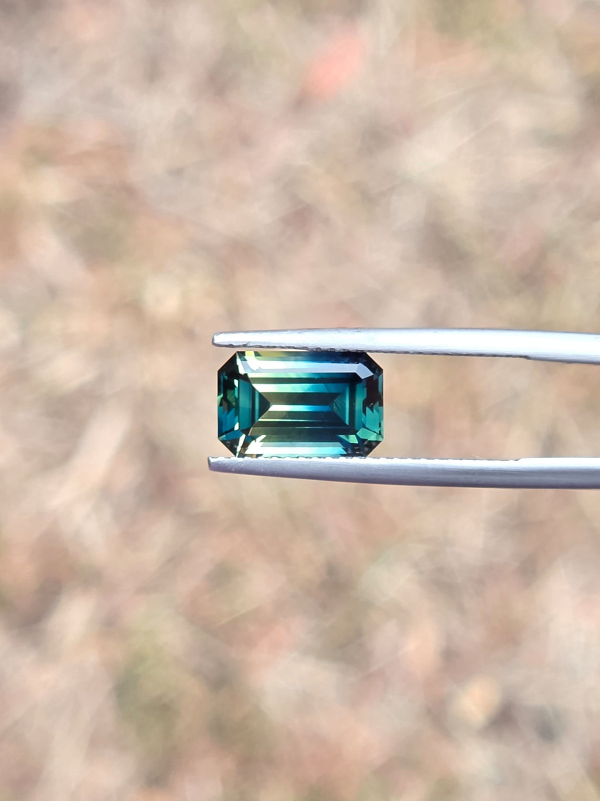3.60ct Emerald Blue - Yellow Parti Sapphire