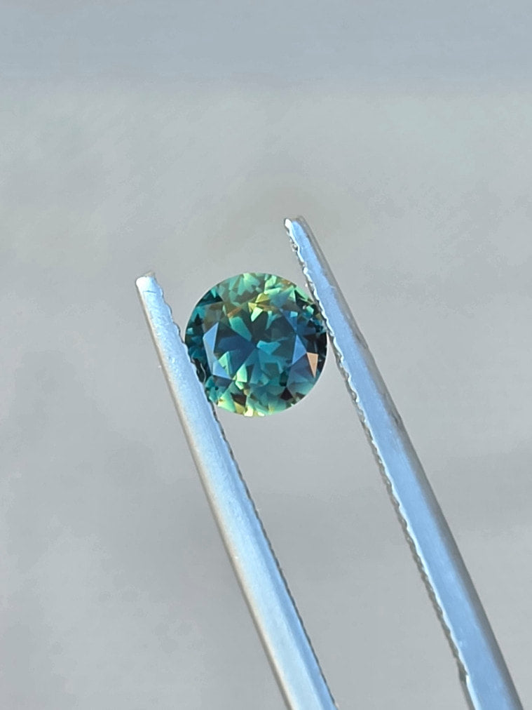 .86ct Round Teal Parti Sapphire