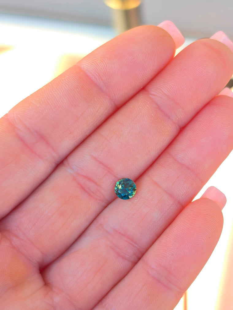 .86ct Round Teal Parti Sapphire