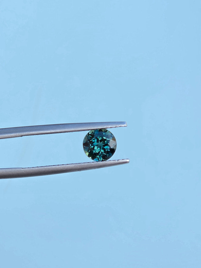 1.21ct Round Teal Sapphire