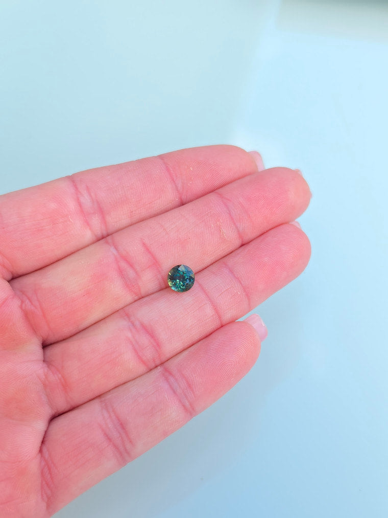 1.43ct Round Teal Sapphire