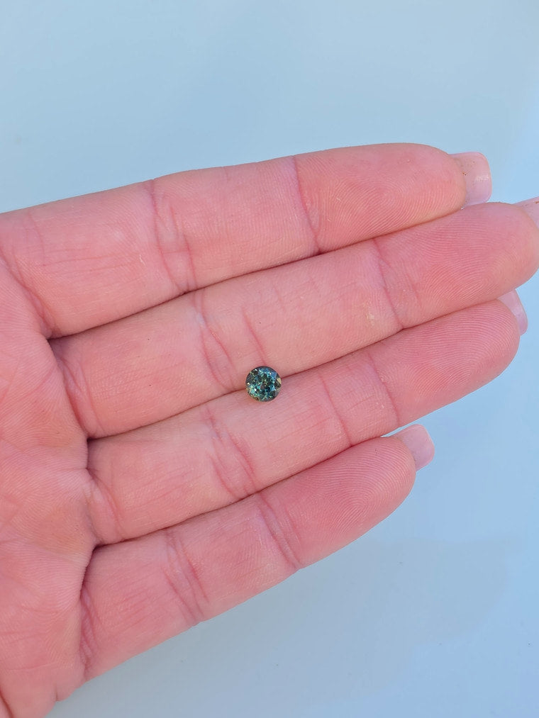 .90ct Round Blue Parti Sapphire