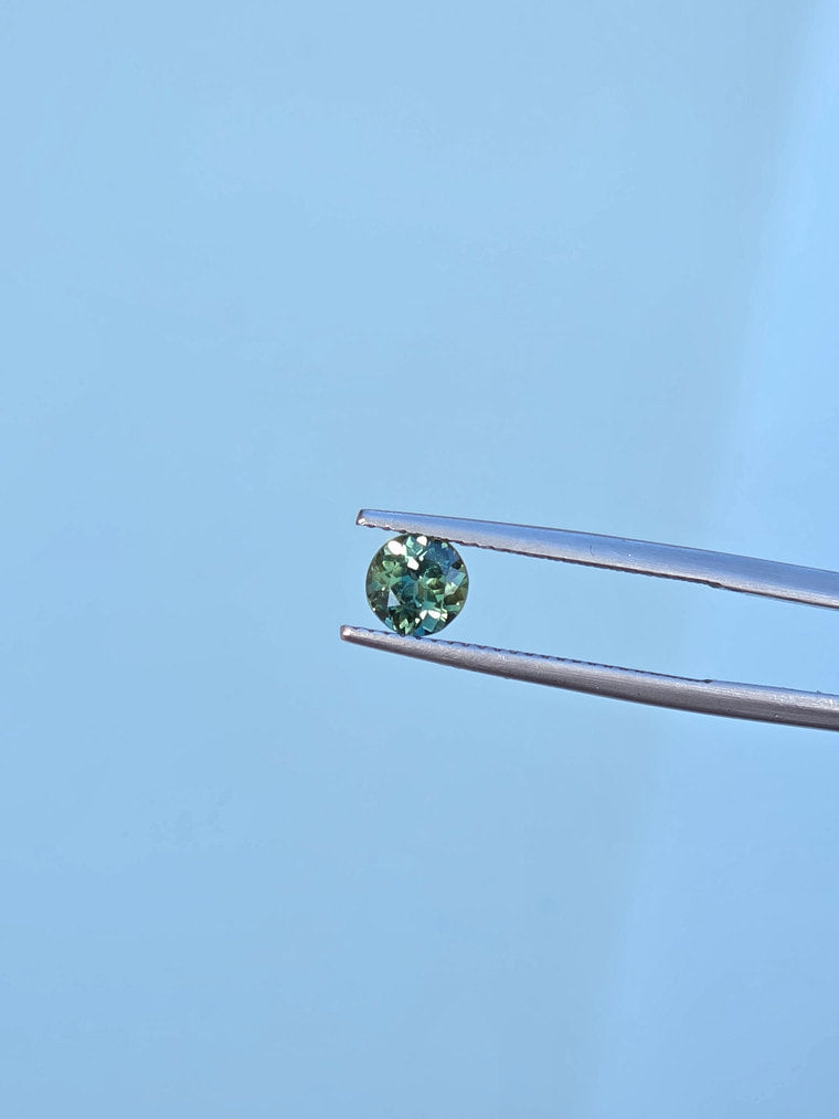 .82ct Round Green Parti Sapphire
