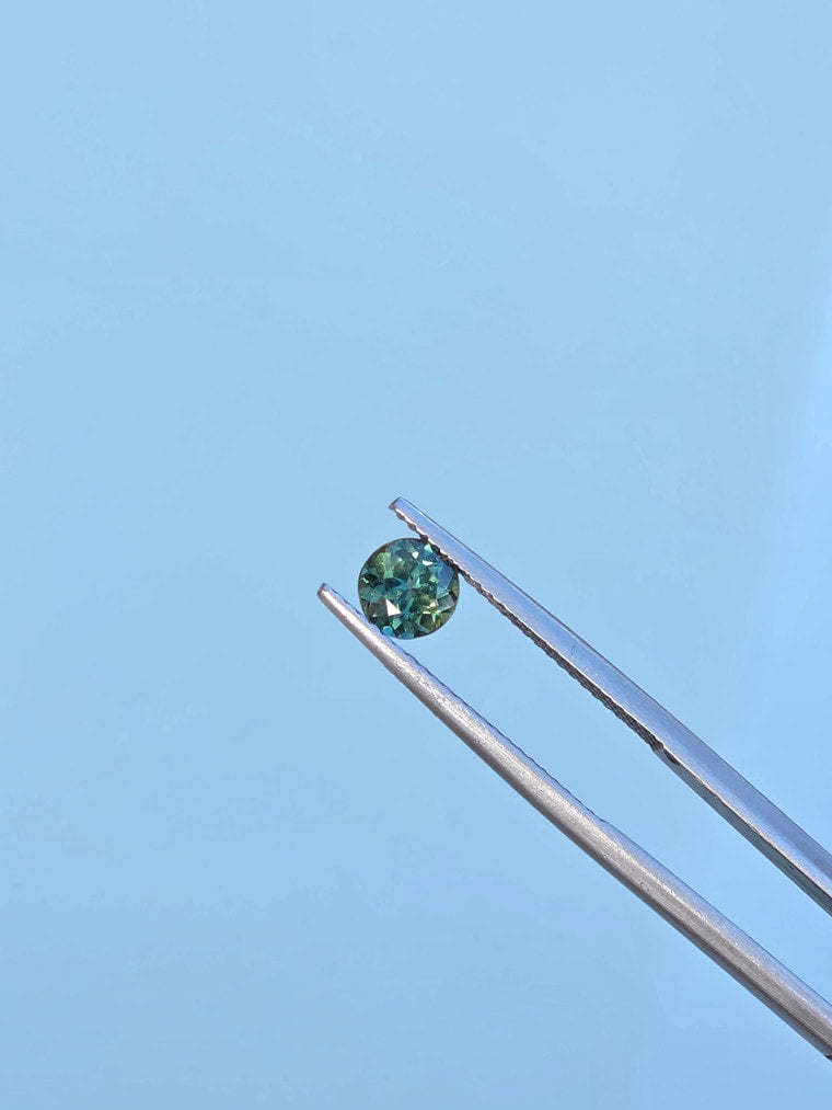.82ct Round Green Parti Sapphire