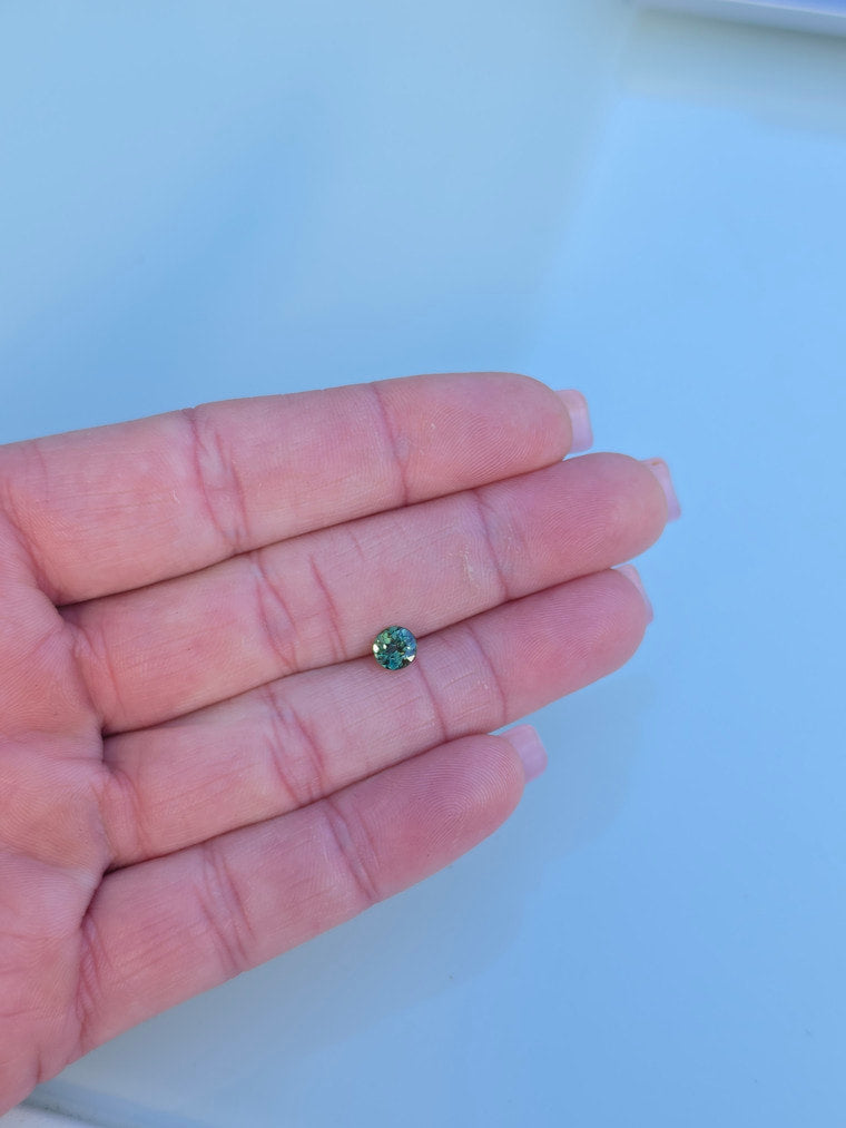 .82ct Round Green Parti Sapphire