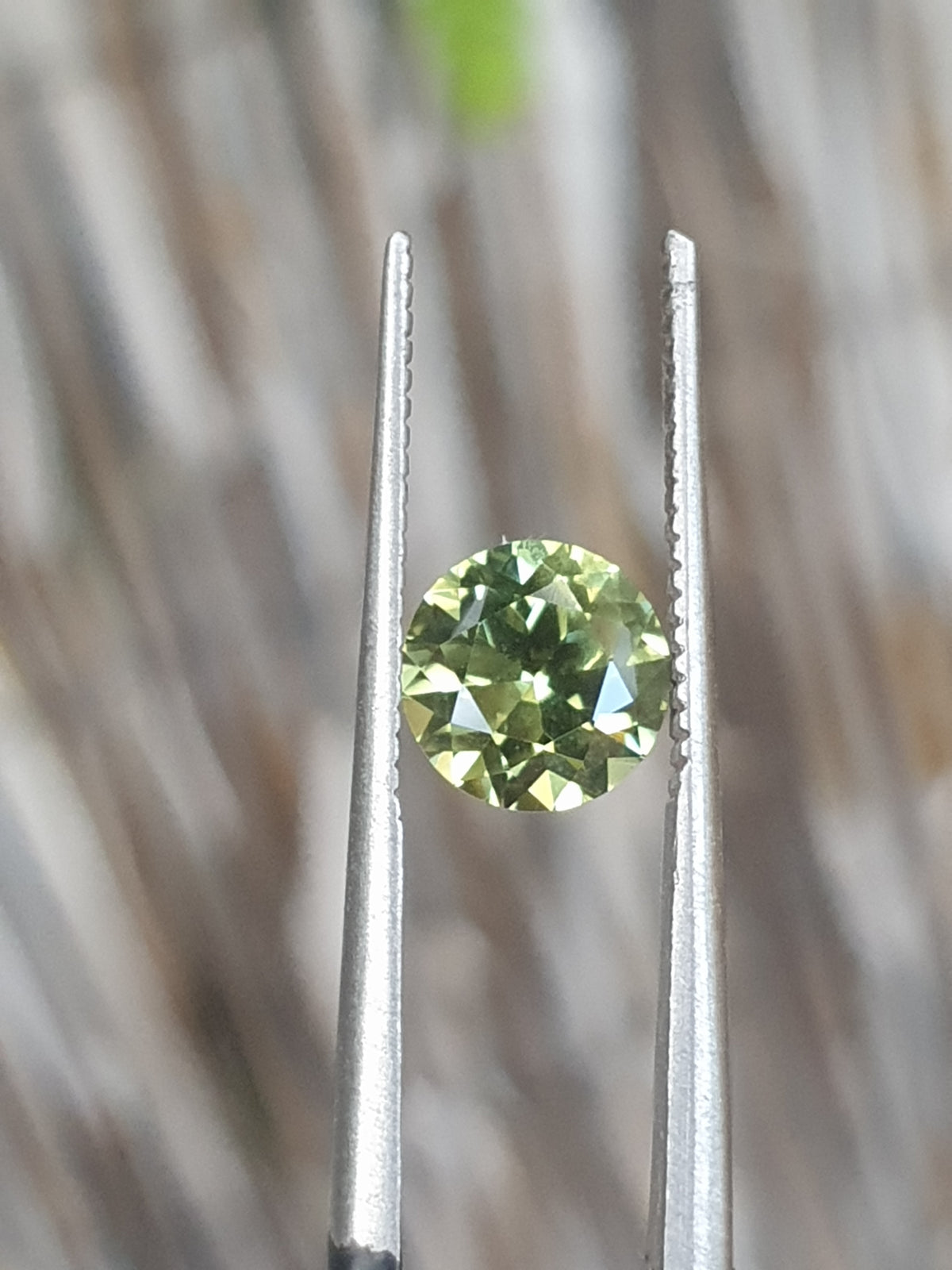 1.04ct Round Yellow Parti Sapphire