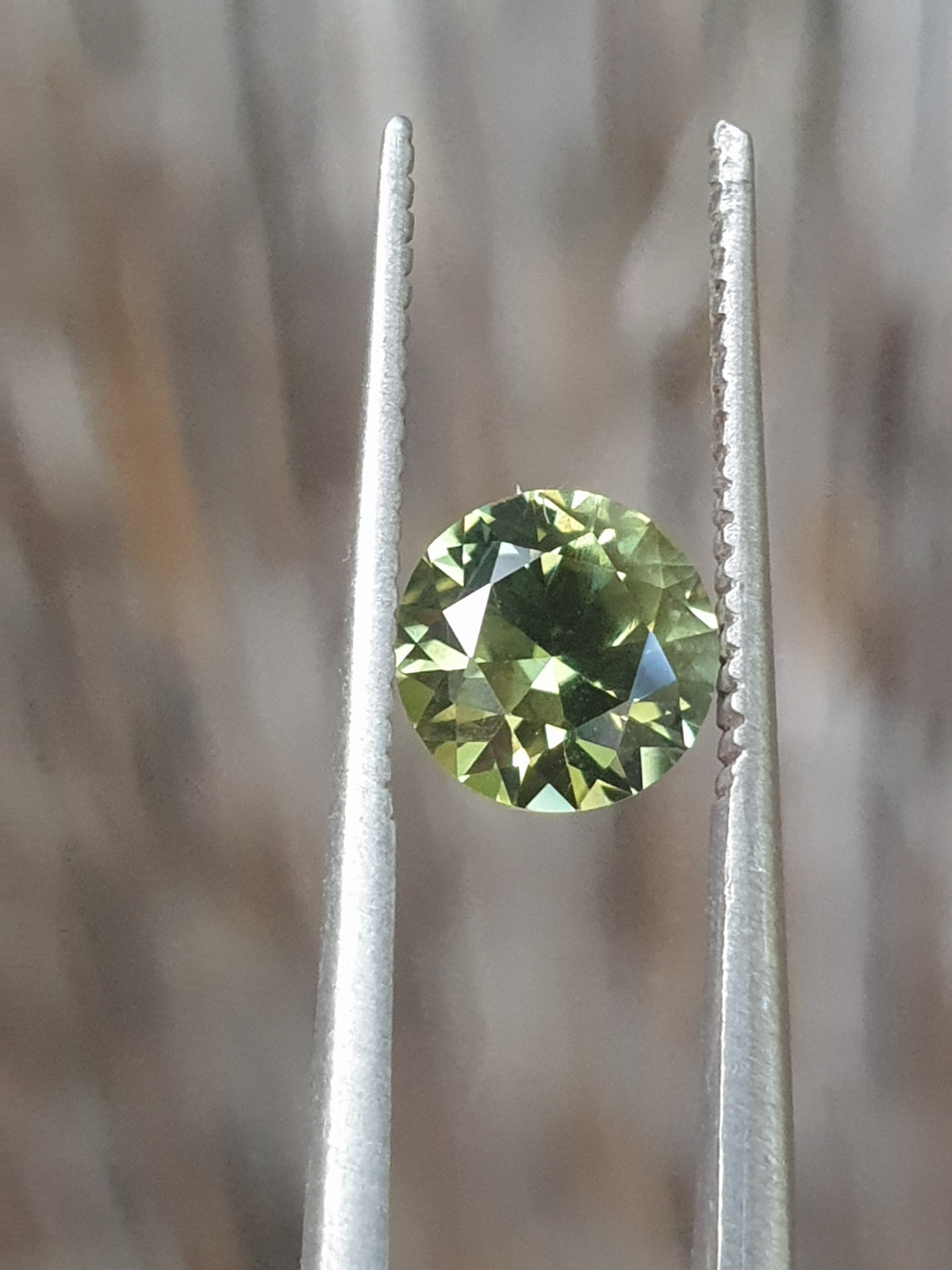 1.04ct Round Yellow Parti Sapphire